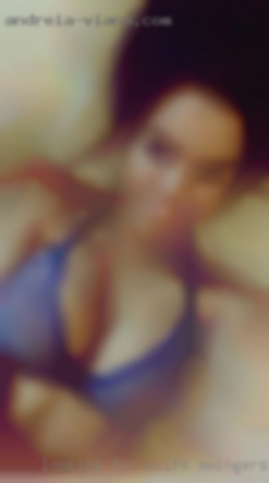 Looking for milfs to fuck swingers cam and please..