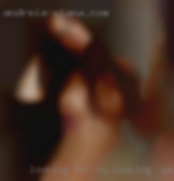 Looking for NY looking to get fucked some fun in town for a sec.